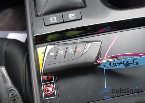 2025 Lexus Es 300H from USA, damaged, VIN 58ADA1C14SU054894